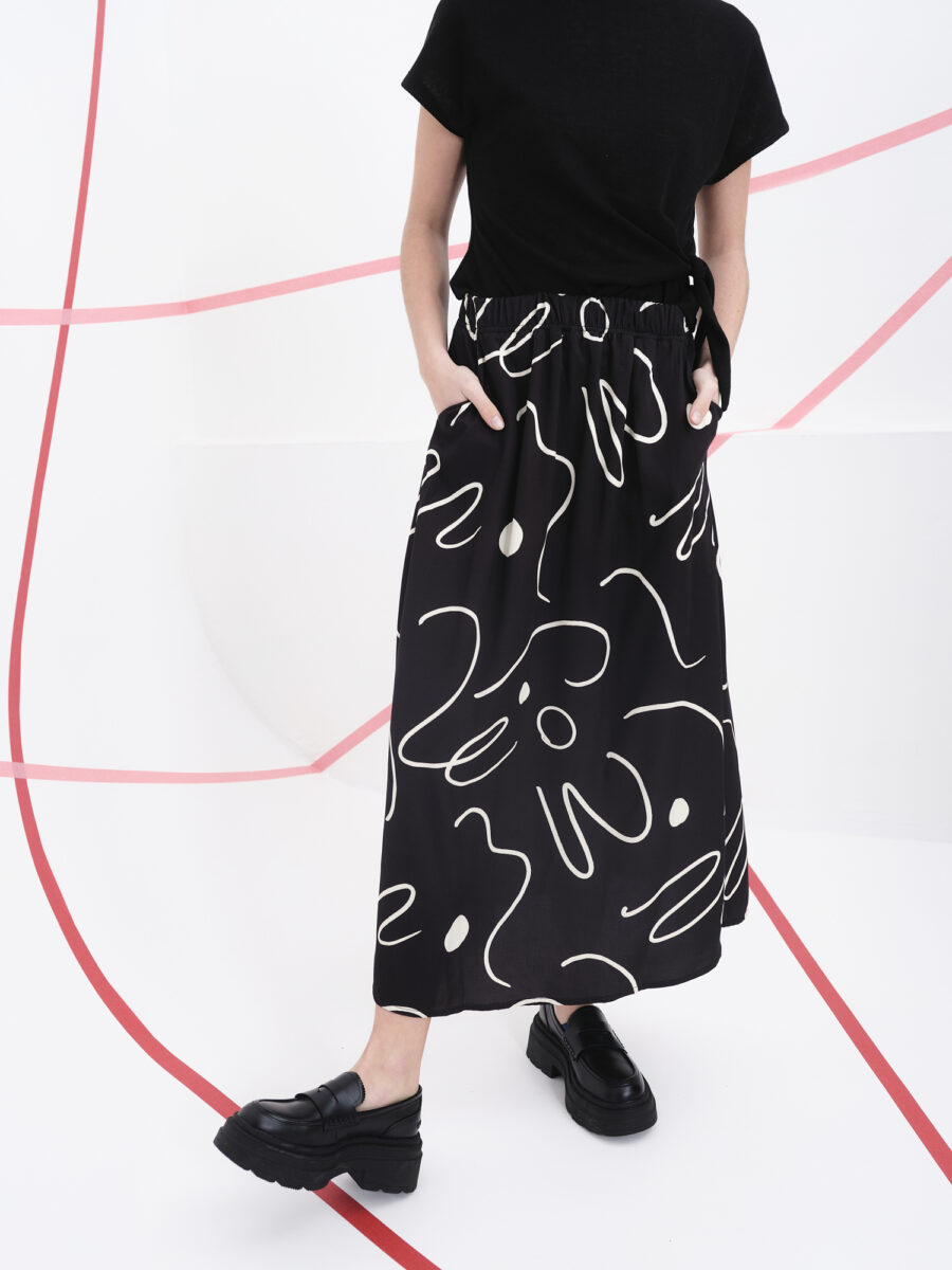 Falda Lee  Negro Lineal