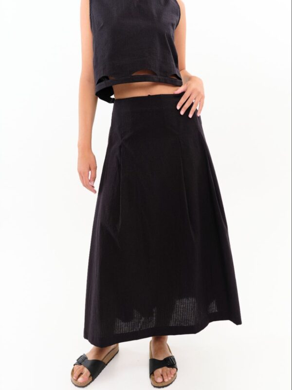 Falda Pétalo Negro