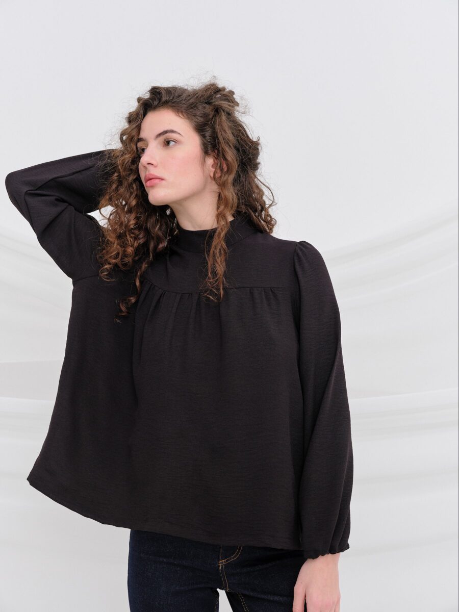 Blusa NASAK Negro